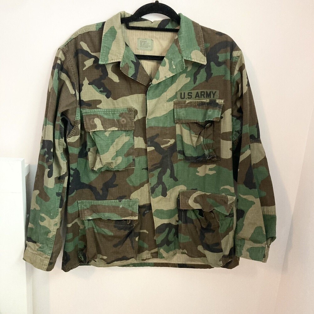 Men’s US ARMY Woodland Camo Button Up Jacket Size M | Military | Pockets